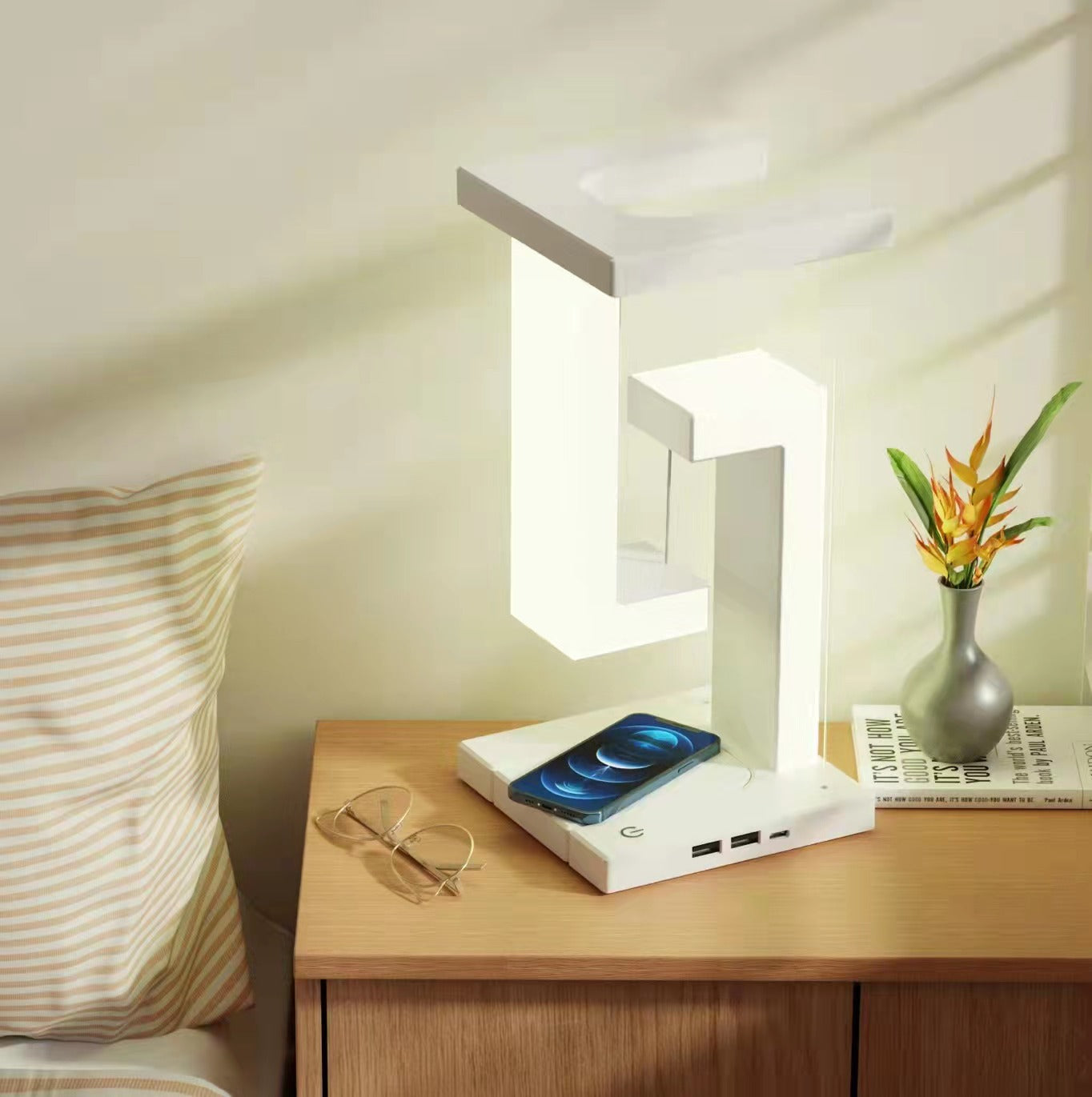 wireless charging lamp