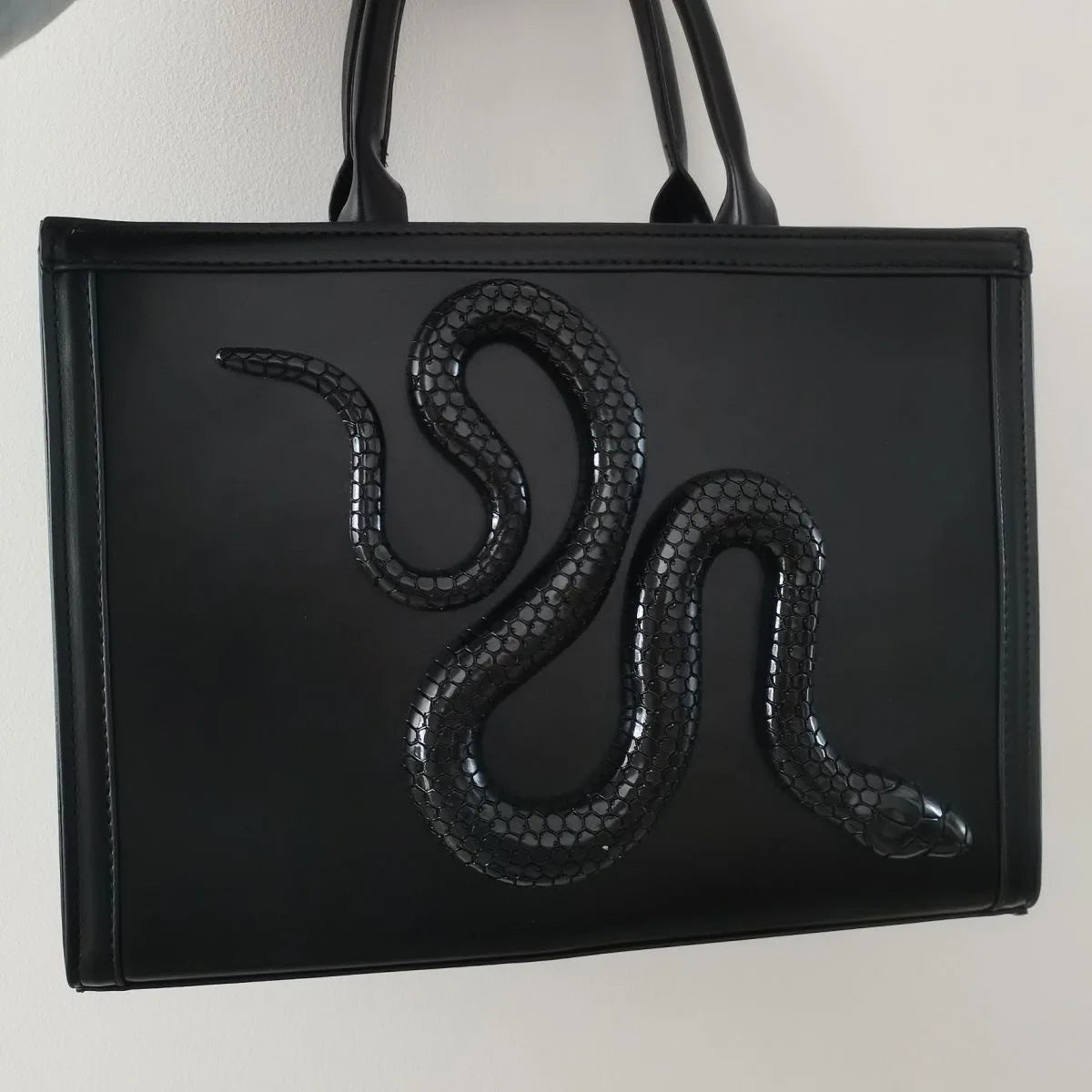 Women's Dark Punk 3D Snake Croc Tote & Crossbody Bag