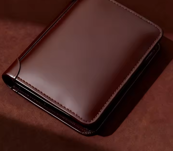 Dark brown men's trifold wallet in waxed vegan leather – slim credit card holder